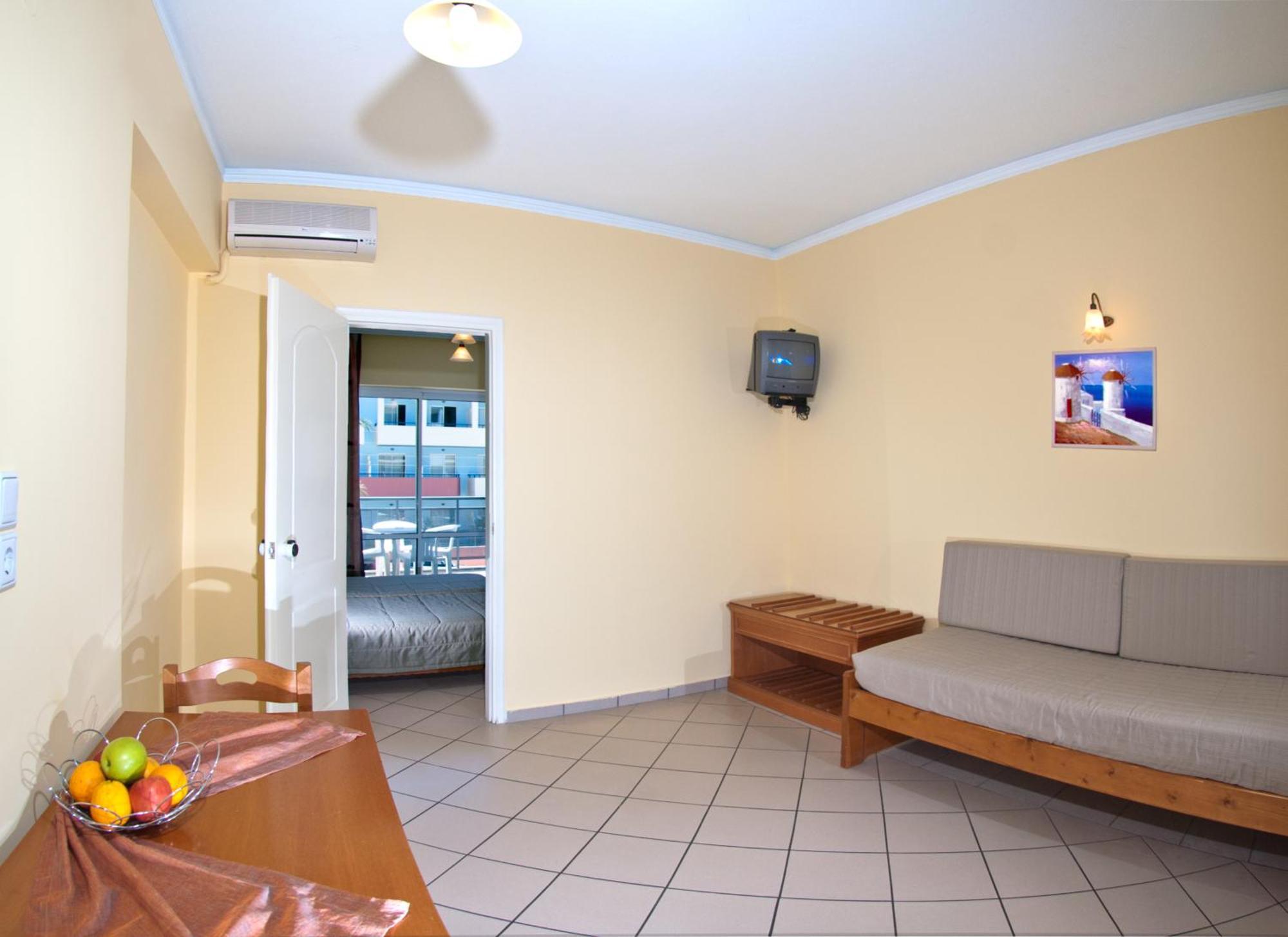 Kleoniki Mare Aparthotel Rethymno  Bilik gambar